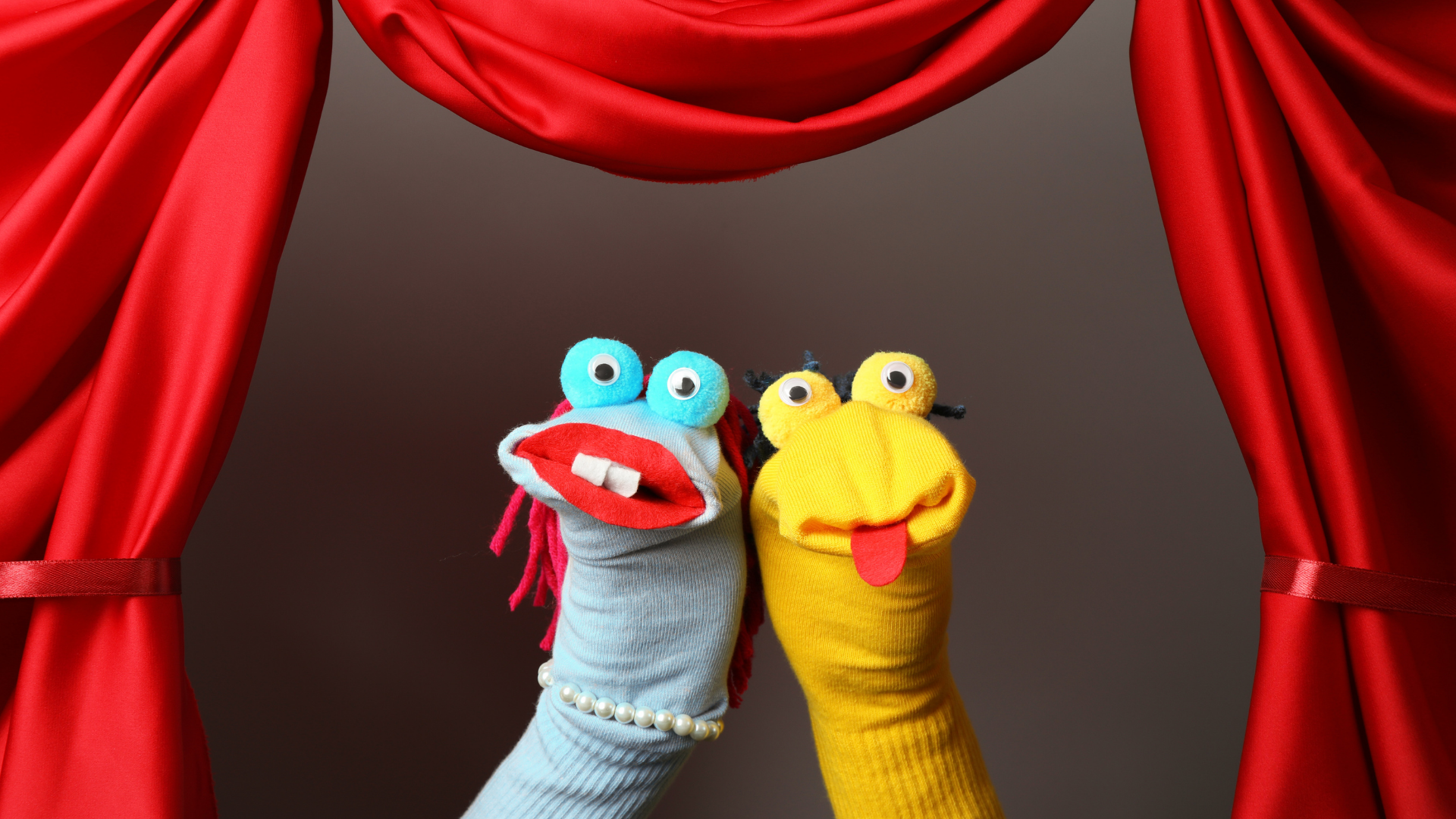 Live puppet show performers at the Kids Adventure Expo